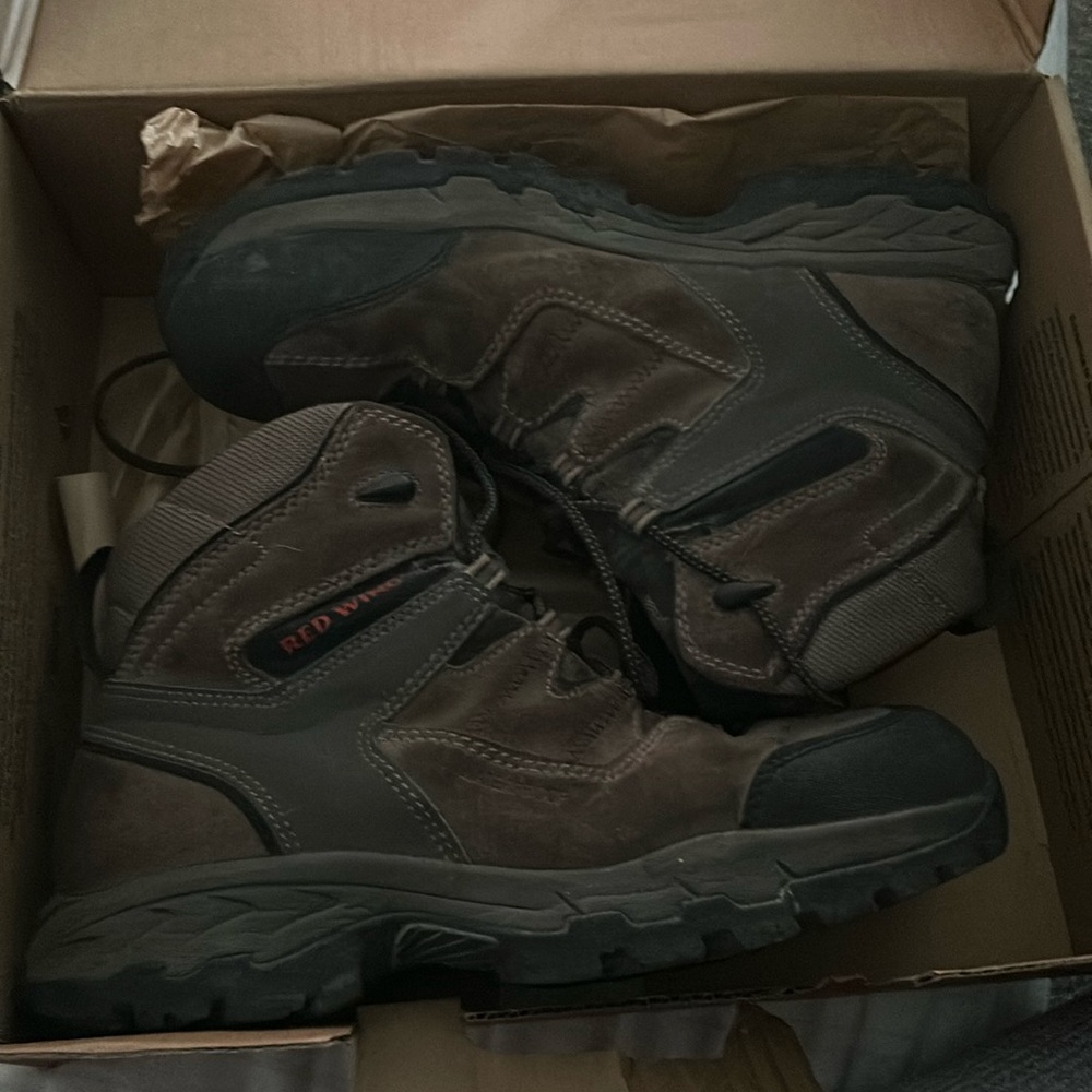 Selling size11 red wings hiking or work boots